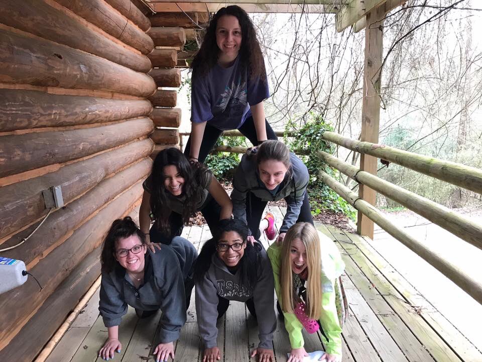 chloe_beam2's tweet image. Some of my favorite memories from being in PALS in high school!! Thank god for my PALS family! I still use the  courage and advice I learned in PALS  in my everyday life. I can’t thank my sponsors and classmates enough for everything I learned from them ❤️#IAmPAL #PALSforever.