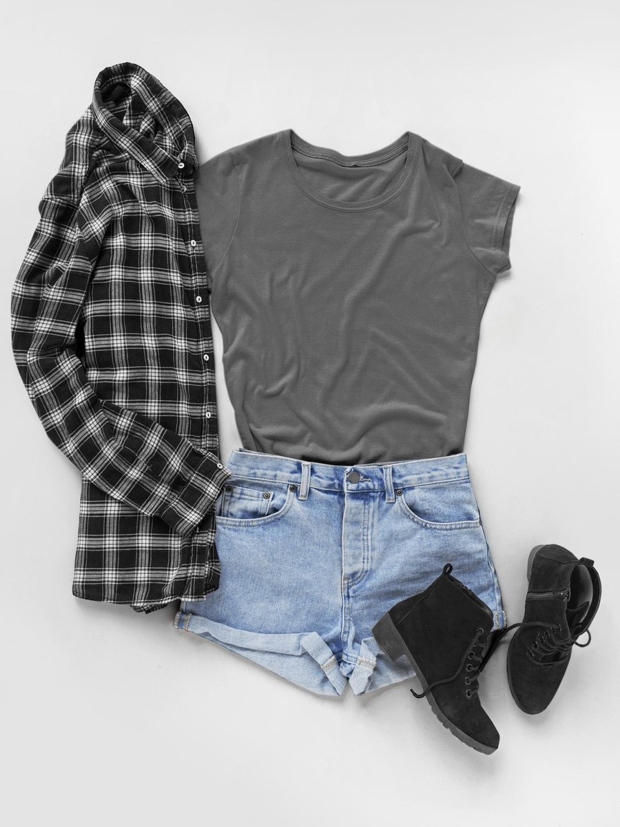 lkcreactive's tweet photo. Going out this weekend?  Our Junior Crew Neck 8862 Charcoal 100% Ring-Spun Cotton makes for a great outfit. #juniorcrewneck #ringspun #tshirt #girls #womentshirts #customprint #basic https://t.co/vuc4eeSclY
