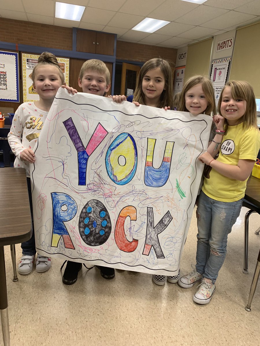 KaraBaxter13's tweet photo. These 1st graders were so excited to decorate inspirational posters for Mill Road 3rd graders in anticipation of the PSSAs!! #actsofkindness #cubsclass https://t.co/Suppr3VZfz