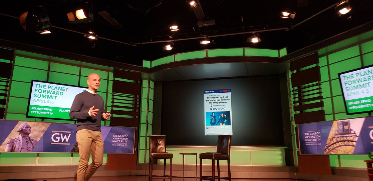 ImaniMCheers's tweet photo. Starting off day 2 of the Planet Forward Summit with @22DaysNutrition founder #MarcoBorges and his wisdom about the personal health AND environmental impact of eating a #plantbaseddiet
Who wants to take the #22daychallenge and #movetheplanetforward??!?! #PFsummit19 https://t.co/s40b1P3tiC