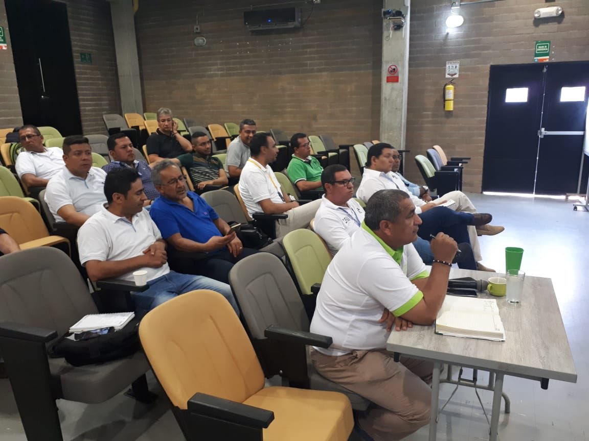 JAIROLEONZAPATA's tweet photo. #AestaHora Nuestro Centro de Formación, participando activamente a traves de Videoconferencia, en la 1ra Reunión 2019 de la @MsMineria @teorendono @fcanogomez @SENAComunica @SENA_Antioquia https://t.co/QI6HnBq9fJ