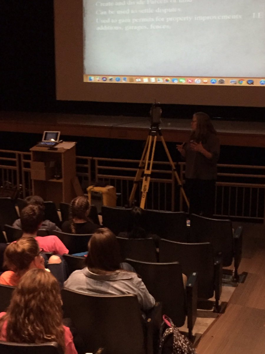 jpmouse23's tweet photo. @BayPortHS @BPStudentServic Math is everywhere! Pirate Pre-Calc students learning from land surveyors. Way to go @andynuthals, @melahend14 , and Mary Fischer. #ACP, #byallforall https://t.co/kHYqoUilJ5