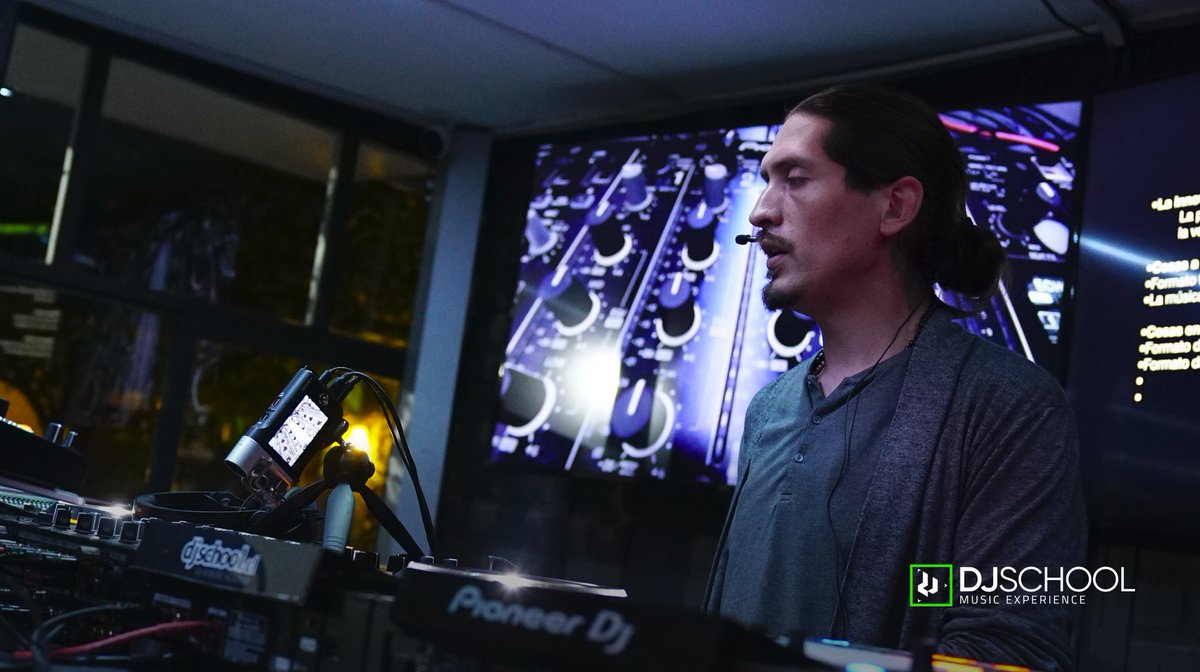 Dj School Chile tweet media