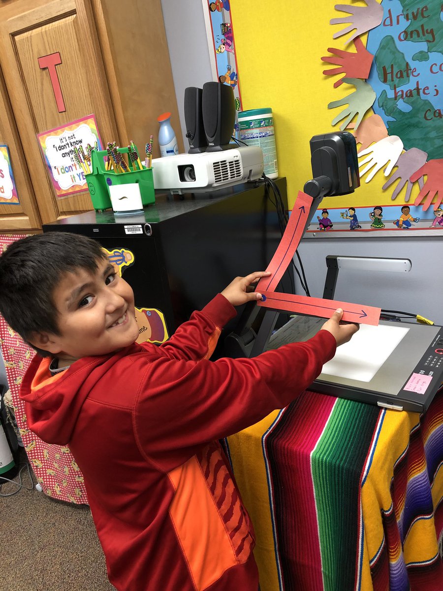 AmyOlesen_ELL's tweet photo. Fourth graders finding acute, obtuse, and right angles around the room. #academiclanguage #ESOL #SEPlearns #sepwb https://t.co/mzw2aqNUln
