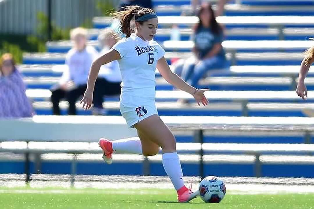 nate_steis's tweet photo. Ashlyn Whipple @AshlynWhipple serves as one of the most unselfish and team first players on the Behrend Womens soccer team. To read about Ashlyn, click on the attached link! ⚽️ #AthletesofPSB #CubesCorner @PSBAthletics 

https://t.co/qyfn3kfpI4 https://t.co/ZlfeXCCfPJ