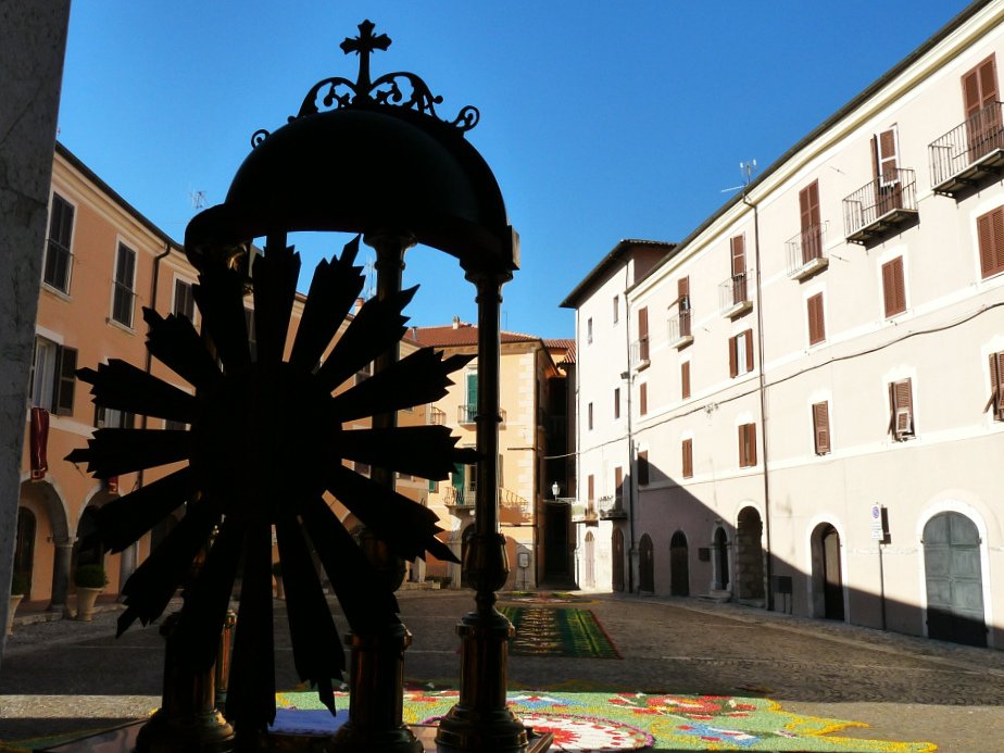 AtinaVal's tweet photo. ATINA - Feast of Corpus Domini &amp; Infiorata #corpusdomini #atina #atinaitaly #visitatina  #valdicomino #visitciociaria #volgofrosinone #infiorata #frosinone #valledicomino #festival #visitlazio https://t.co/IN4LdEvpPL