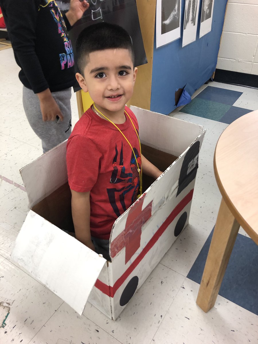 martinezprek's tweet photo. Our hospital is in full swing! Got lots of doctors ready for to help (while communicating what hurts and what we need!) #dramaticplayfun https://t.co/om5uRLfjDo