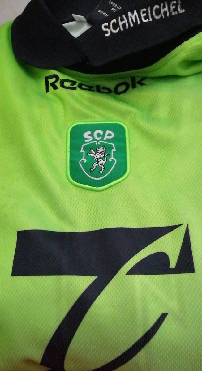 BOX_Sporting's tweet photo. Camisola Peter Schmeichel
Por: @happiness1906
#BoxSporting #1AniversárioBOX #SportingCP #Sporting #Box #scp #verdeebranco #sportingsempre #sportingclubedeportugal #leões https://t.co/eO9MRtMoc5