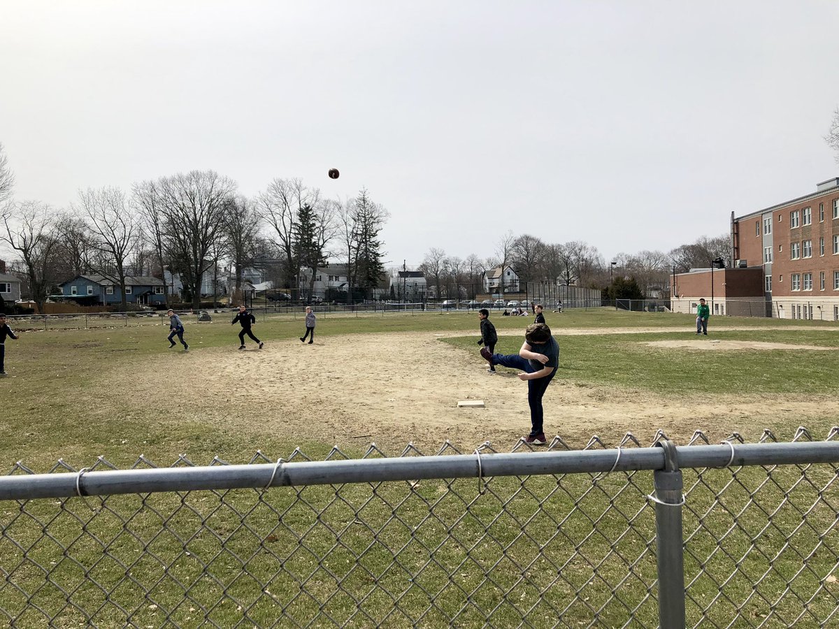 Malcolm White School tweet media