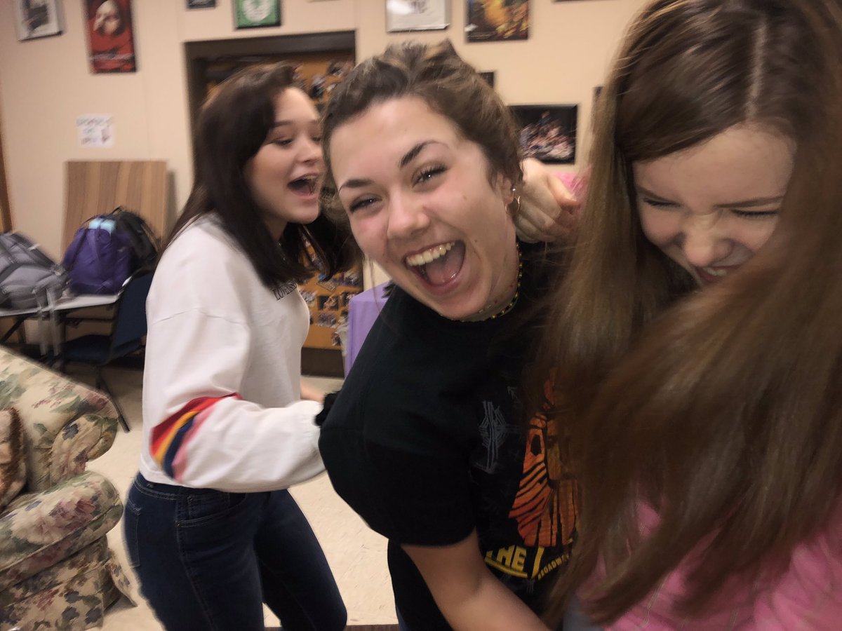 THEATREatSSHS's tweet photo. Congratulations to all our UILPOETRY/PROSE competitors. We are especially proud of AllieGrace Woodard placing 5th in poetry, Hannah Shultz placing 4th in Prose (alternate to Region), and Rachel Bramlett placing 2nd in Prose and advancing to Region! https://t.co/2bZdyiq5fx