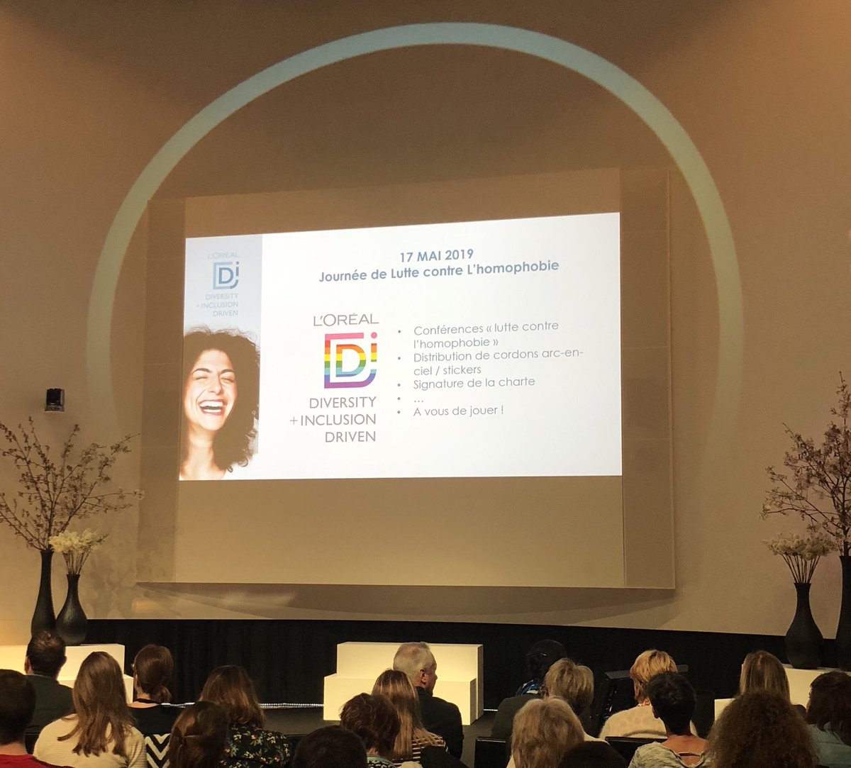 blualmaz's tweet photo. Une superbe journée tournée vers l’avenir : #DiversityandInclusion here we are ! Merci @ThomasAnnelaure  &amp; @Loreal pour ces engagements #StrongerTogether https://t.co/DcGHdjmAHK