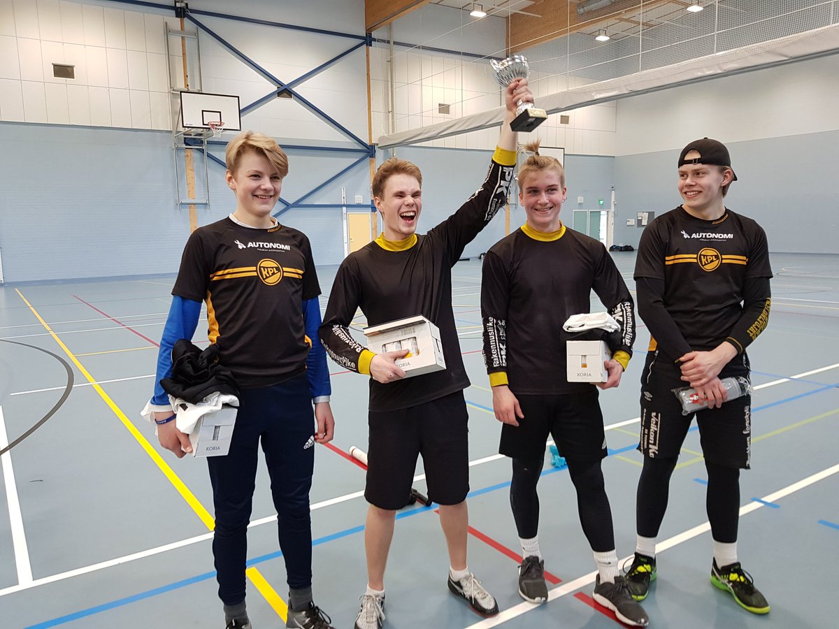 Koplan vanhimmat junnut vietti testiviikkoa joka huipentui lajipainotteiseen finaaliin. Voittajaksi selviytyi Mikko Tuhkanen. Kuvassa kärkinelikko. <a href="/Pallonlyojat/">Kouvolan Pallonlyöjät</a> #pesis