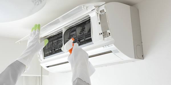 urban_pat's tweet photo. Air Conditioning Not Working?

Can't Stand The Heat?
We Can Help You, Let Us Handle Your Repair. We'll Get You Back To Normal Fast

24/7 Emergency Repairs

Book An appointment: https://t.co/Q5MBOBbYfw