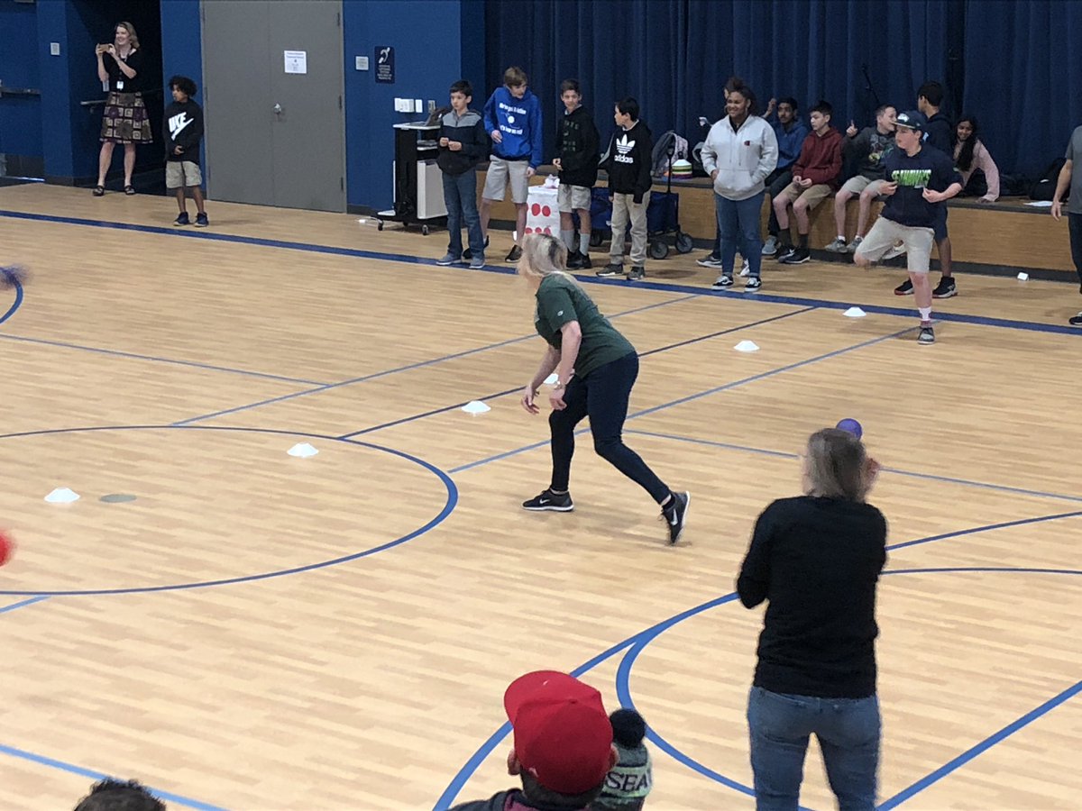 Emily_Battin's tweet image. How do you know you have the best staff in all the land?!! They excitedly get out on the court on Friday morning to play staff vs. explorer dodgeball! @beckydoneill showed us how it is DONE!! #explorerpride #WCSJoyfulLearning