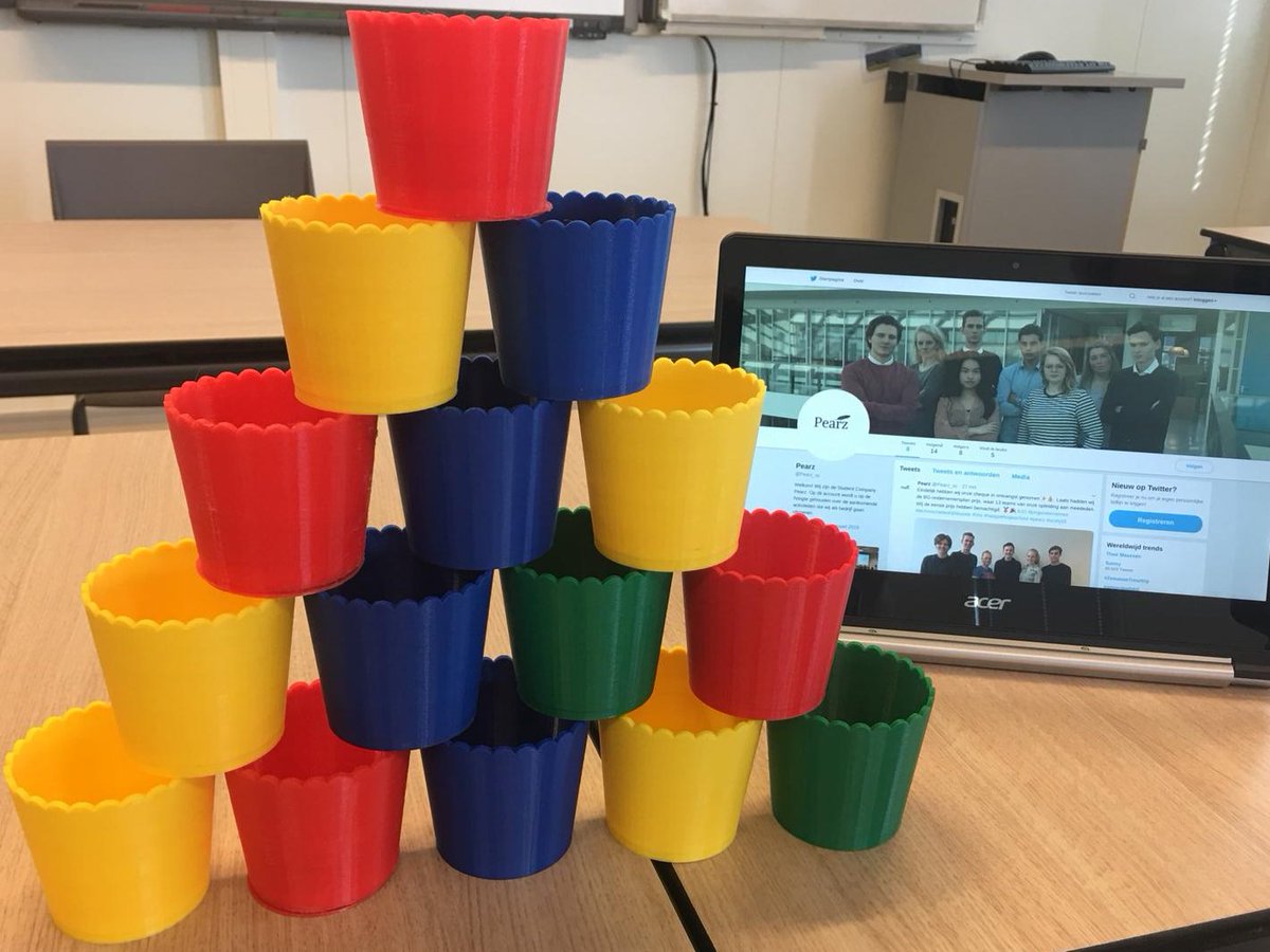 Pearz_sc's tweet photo. Nog even en dan is het zover! Morgen is de marktdag op de pier in Scheveningen. In de middag zullen wij ons product pitchen tijdens de regiofinale. Wij kijken er enorm naar uit! 
Kom gerust even langs bij onze stand 😉
Hier is een voorproefje van ons product:

#jongondernemen https://t.co/CHEzjo7SCm