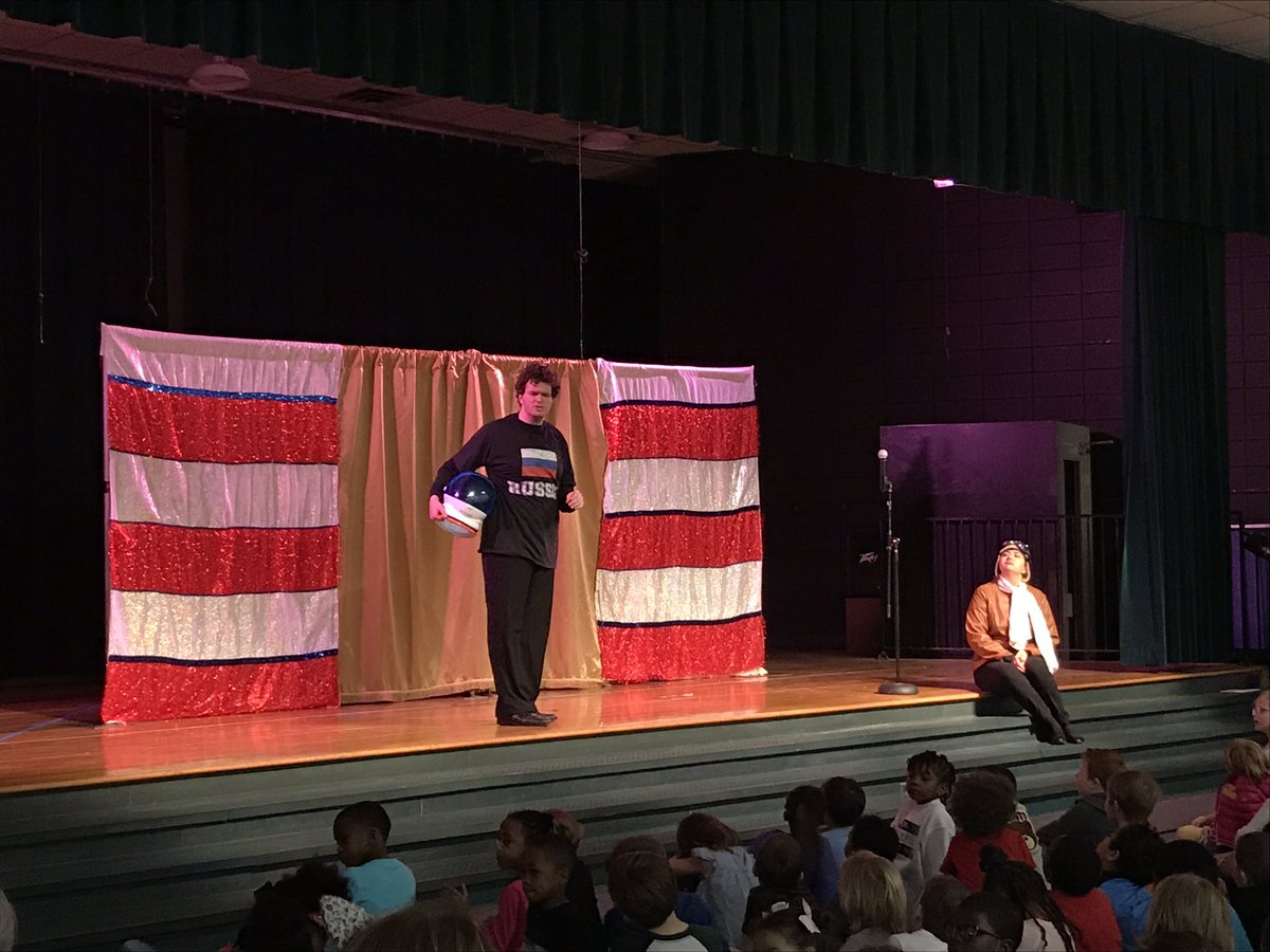 Gina Ali (@powellorchestra) on Twitter photo Today <a href="/PowellesPLAY/">Powell Elementary</a> kids met Icarus, Galileo, the Wright Brothers, Amelia Earhart, Neil Armstrong and more in an assembly from @Brightstartours āOne Small Step- the Real Life Journey to Outer Spaceā <a href="/PowellPTA/">Powell PTA</a> @UnitedArtsCounc Today <a href="/PowellesPLAY/">Powell Elementary</a> kids met Icarus, Galileo, the Wright Brothers, Amelia Earhart, Neil Armstrong and more in an assembly from @Brightstartours āOne Small Step- the Real Life Journey to Outer Spaceā <a href="/PowellPTA/">Powell PTA</a> @UnitedArtsCounc