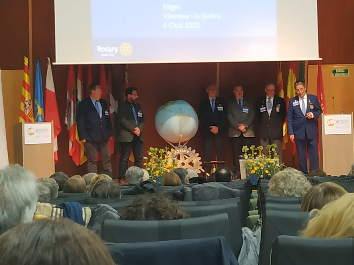 Per primera vegada, dos membres del RCRipollès, ostenten la representació del Governador davant diversos Clubs del <a href="/D2202_ROTARY/">Distrito 2202 de Rotary</a>. #rotarisdecomarques #seguim