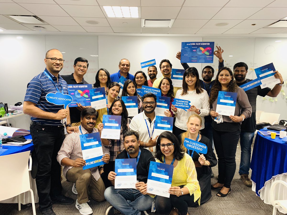 ambily_c's tweet image. End of 2 fulfilling sessions in India.. they say leadership starts with the heart...if you are going to create an experience where your customers and co-workers go WOW, you’re going to have to listen to your heart 💙  #pipelineoverreqs #dataovergut #qualityovervolume #IAmIntel