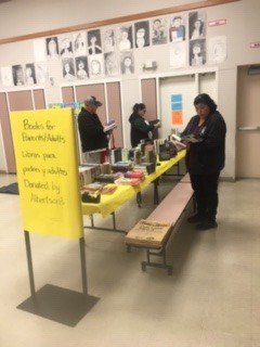 BauerSpeck's tweet photo. Last night we had our first Family Reading Night! Both adults and kiddos got to take home free books! What a great night! https://t.co/uUeYcIR3cT