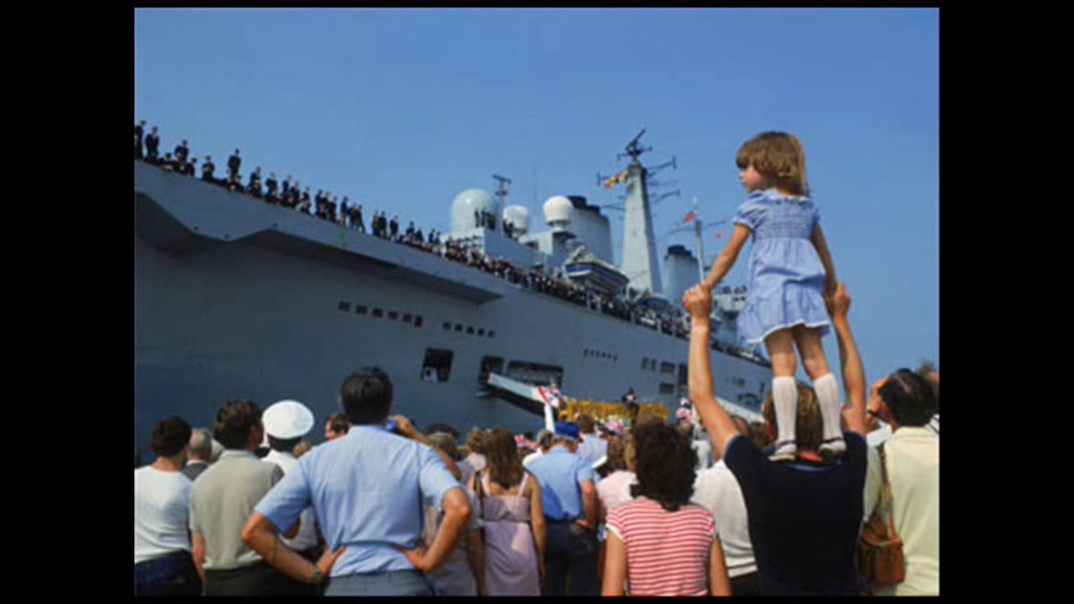 And  #OTD, HMS Invincible and HMS Hermes set sail for the Falklands.Between them they sailed with 20 Sea Harriers and 30 Sea King. These airgroups grew in the coming weeksThe government had no contingency for the war: a task force was put together based on what was available.