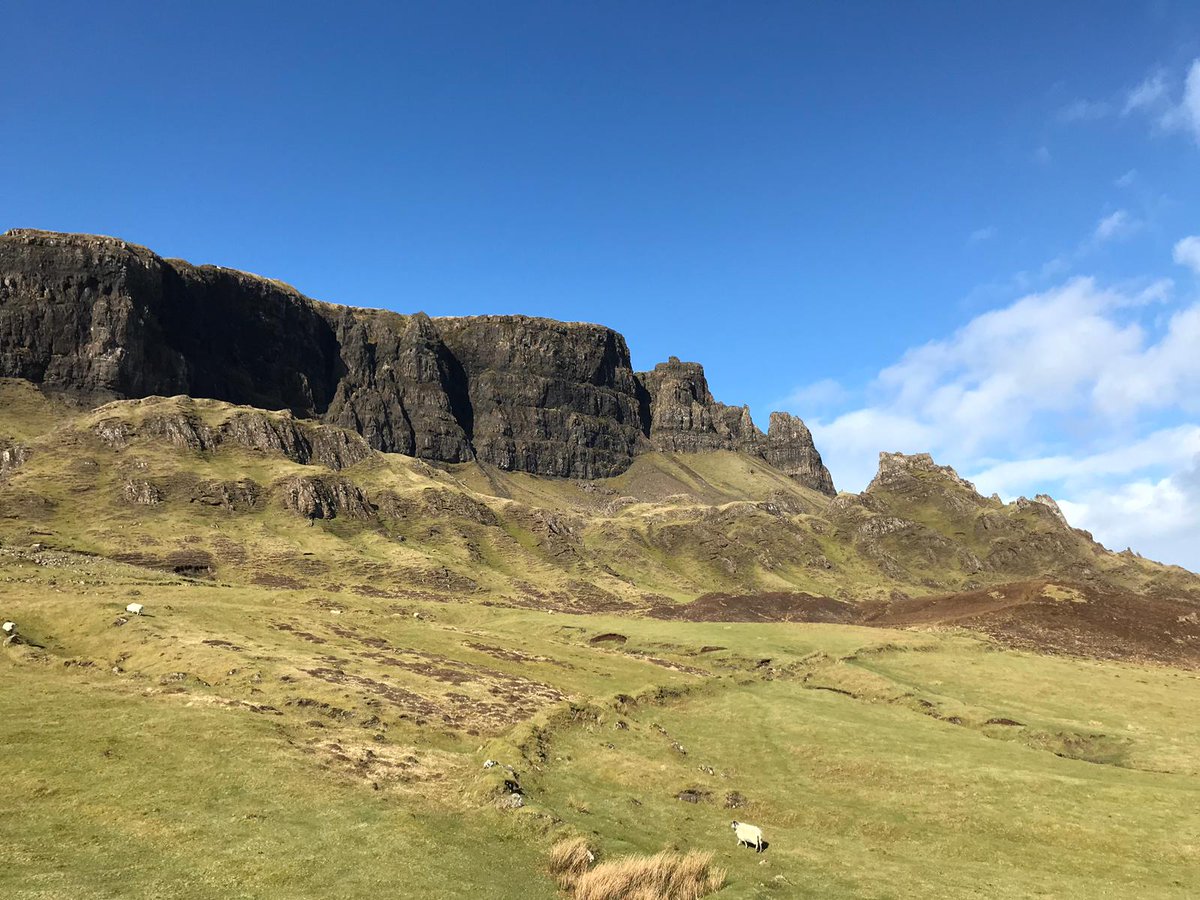 Stil spaces left on tomorrow's Skye tour from Inverness! bit.ly/2s4FeFj #Skye #inverness #Tours