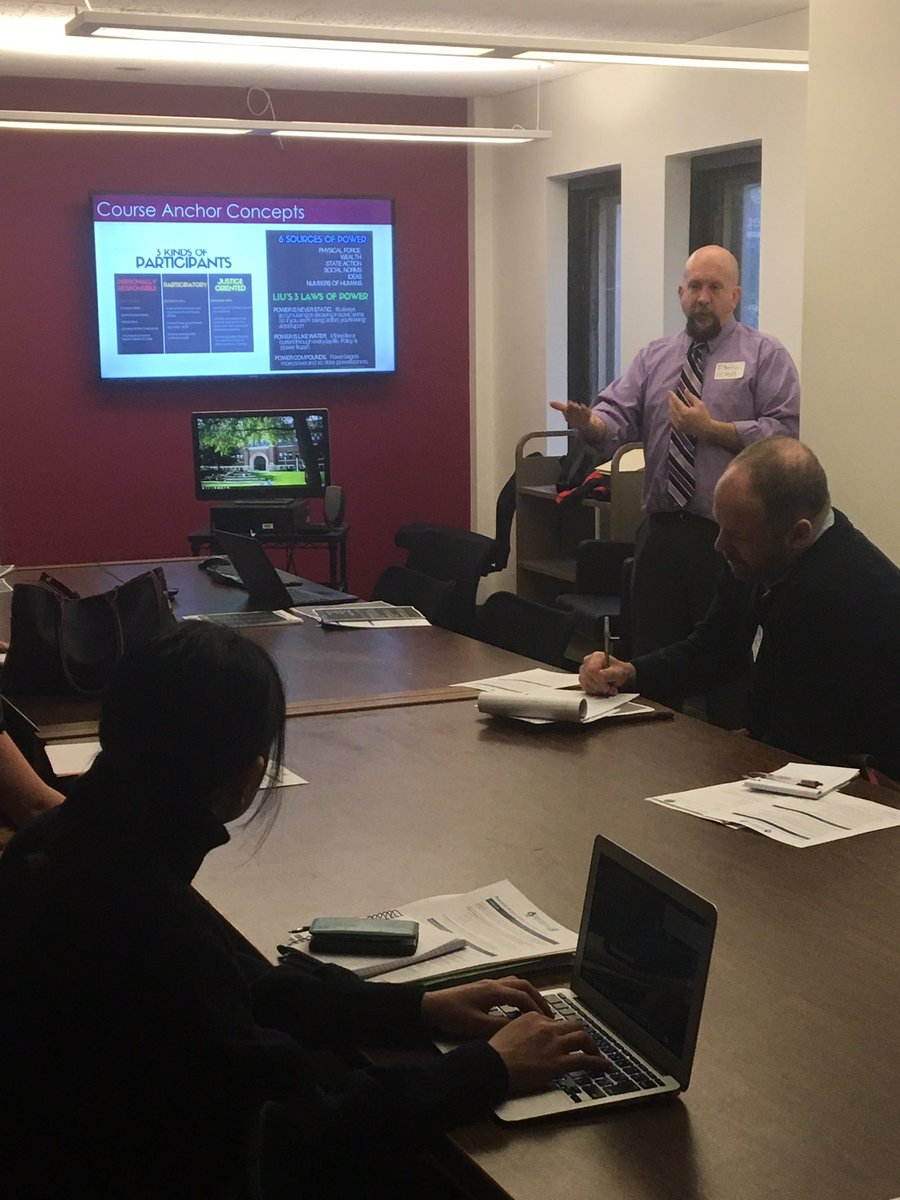 #Civics lead teacher Mr. Michmerhuizen from @BJCAEagles sharing about #participate civics anchor concepts <a href="/SLCECChicago/">SLCEC Chicago</a> 2019 Civics Summit <a href="/jkahne/">joseph kahne</a> <a href="/ericpliu/">Eric Liu</a> #engagecps <a href="/CPSCivicLife/">CPS Dept of Student Voice & Engagement</a>