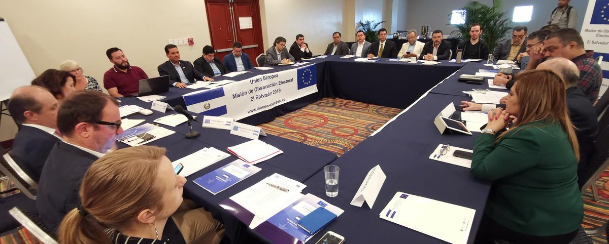moeueSV19's tweet photo. Un amplio número de instituciones atienden el llamado para analizar las recomendaciones del informe final sobre la observación electoral. Entre las entidades representadas están: @TSEElSalvador, Junta de Vigilancia Electoral, @MICULTURASV, @AsambleaSV, @PNUDSV, @OAS_oficial 1/3 https://t.co/Vm2gR7Yh0C