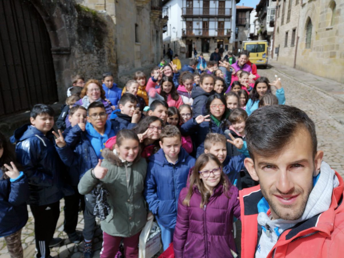 ColegioVedrunaV's tweet photo. Vamos poniendo fin a nuestro viaje por Asturias. Hoy hemos visitado La Mina del Soplao y Santillana del Mar. Seguimos bien, contentos y con ganas de volver.
Llegaremos a partir de las 21h, vamos por Valladolid, porque Somosierra está cortada la carretera.
TODO BIEN #somosvedruna https://t.co/kteyVxf8i8
