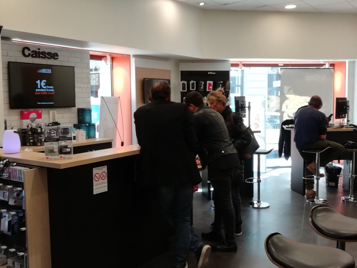 remy_mtn's tweet photo. #OrangeProSudEst les journées pro post label d'#antibes #accueilpremium #rdvexpert #TopTeam @OrangePACA @OrangePro @pascal_sartori @Audra06600 @gamba_aurore @CuccaSebastien @Multicanal_Pro https://t.co/A5RqSIobqU