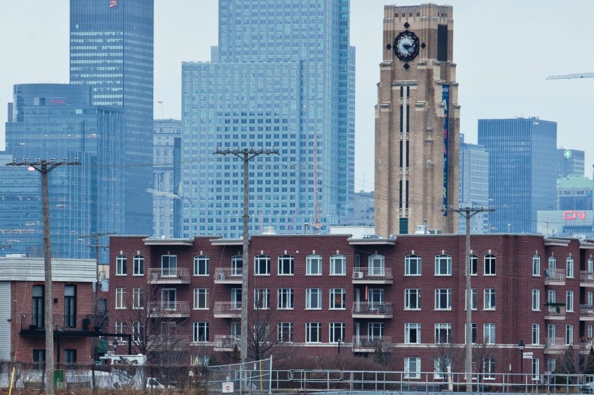 Un son de cloche supplémentaire du <a href="/journalmetro/">Journal Métro</a> , qui converge avec les faits. « La valeur des propriétés ne cesse de grimper à Montréal [...]. Une situation qui pourrait contribuer à la pénurie de logements locatifs dans la métropole » ➡️ tinyurl.com/y2cpv5hl #PolMtl #Quebec