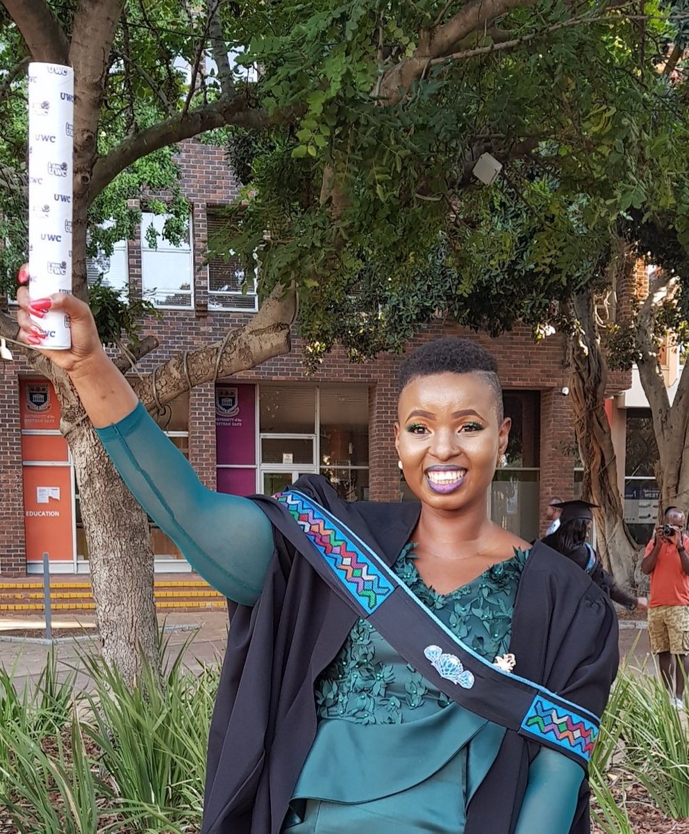 SenamileMasango's tweet image. Viva academia ✊🏾✊🏾✊🏾✊🏾
Msc in Nuclear Physics passed with Cum Laude, all the way from Nongoma Kwazulu Natal