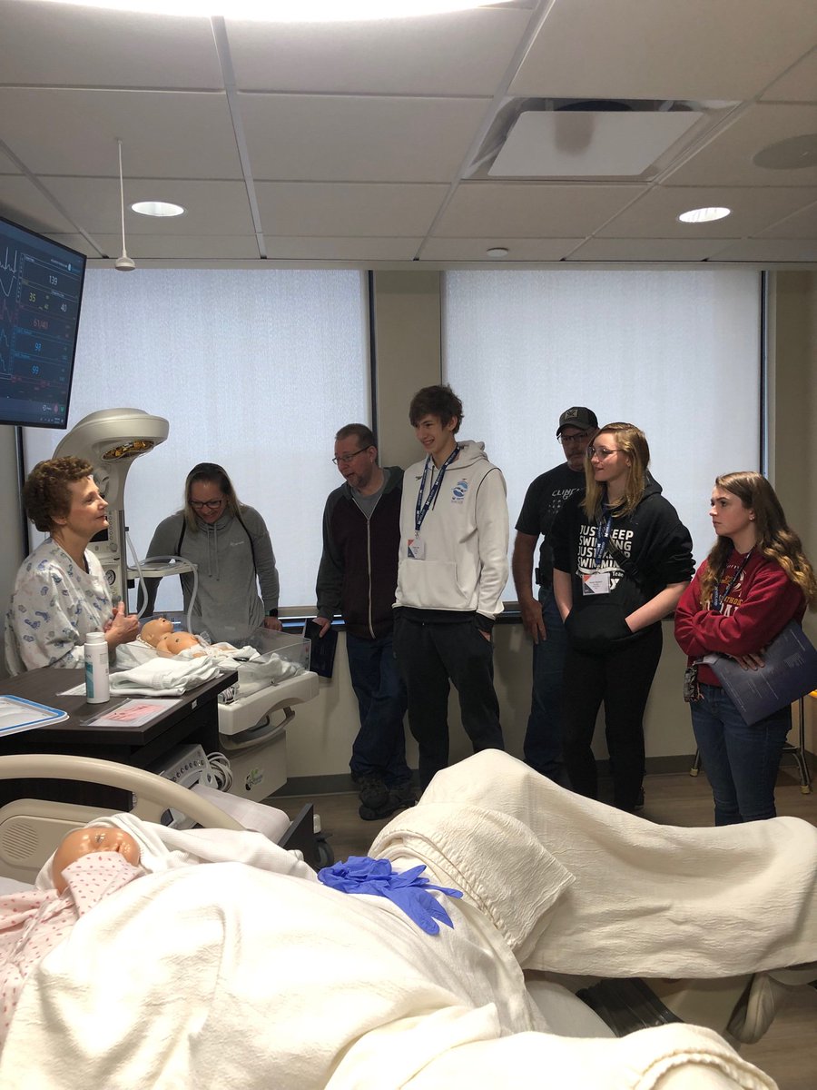 juniors experienced a birth at our sim lab <a href="/MUAdmission/">Midland Admissions</a> #wearemidland #jjday2019