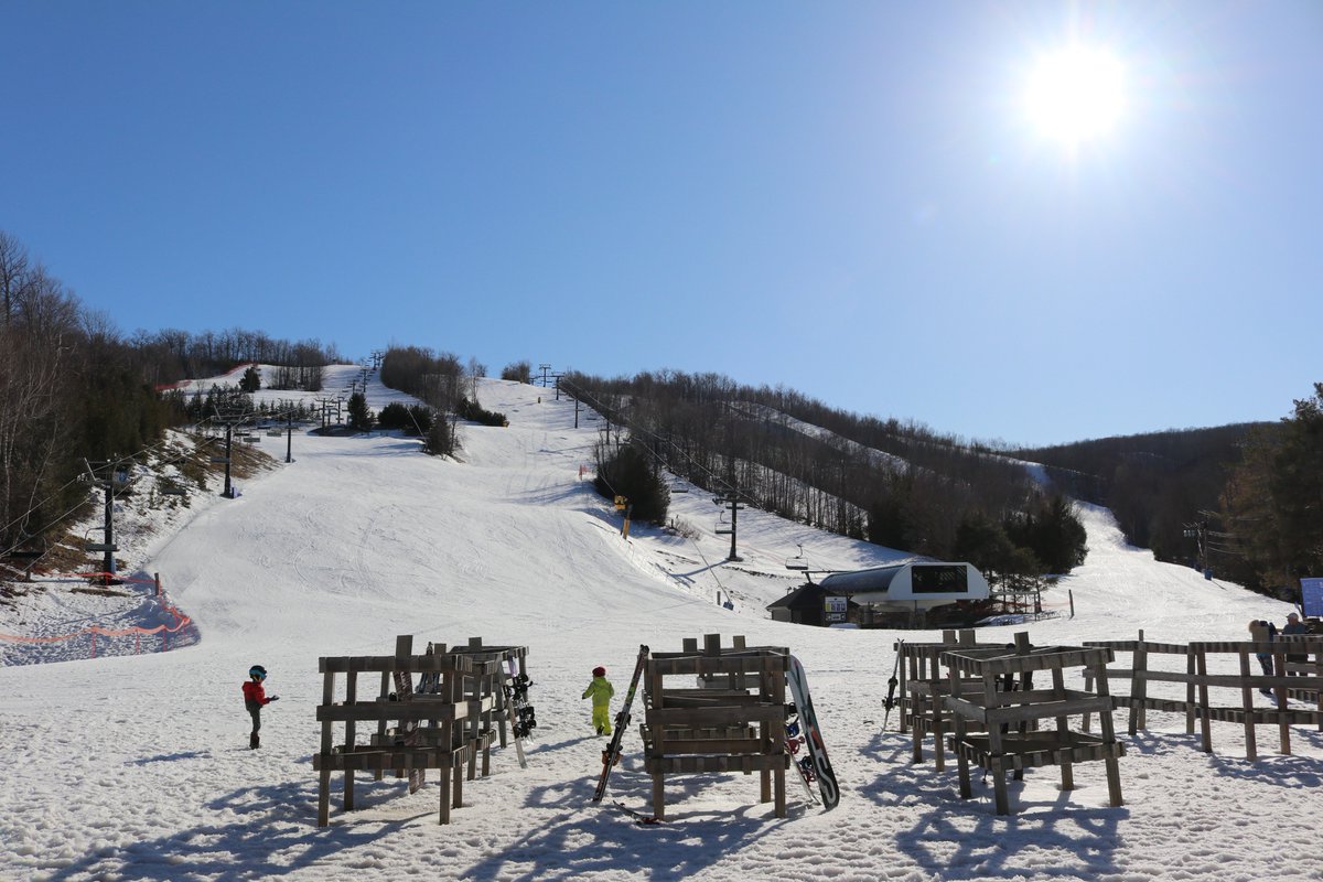 Alpine_SkiClub's tweet photo. The forecast is in our favour for a great weekend of spring skiing!
Hope to see you on the slopes. 

#alpineskiclub https://t.co/EingrBXVTC