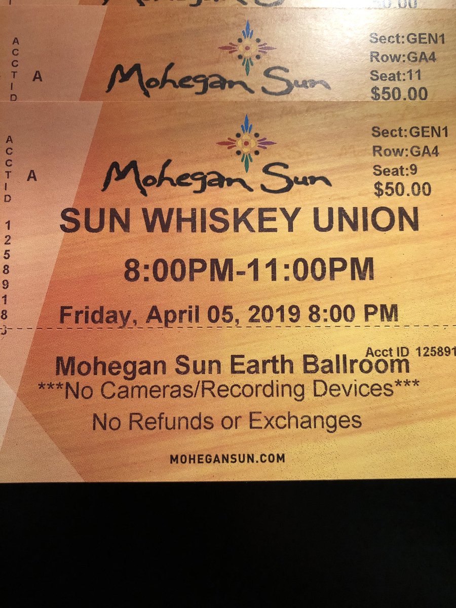 cerabiere's tweet photo. WHISKEY FEST IS TONIGHT AT @MoheganSun I REPEAT WHISKEY FEST IS TONIGHT #BeenWaitingAllYearForThis🎉 https://t.co/VamFlpVgaj