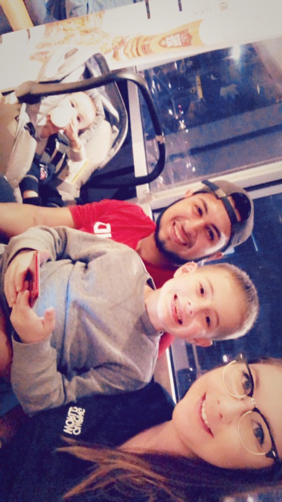 AFreeze92's tweet photo. My family means everything to me. Without them(&amp; I cant stress this enough) I’m nothing https://t.co/9PuuOPzy1U