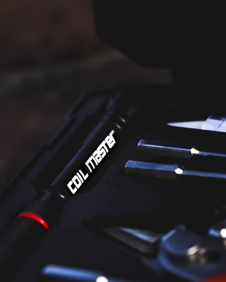 coilmasternet's tweet photo. The #CoilMaster #DIYKitMini covers everything you need for your #buildlife.💯 
📷: v.s___photography 
https://t.co/qizref74Os 
#coilbuild #toolskit #vape #vaping #ecigs #vapelife #vapeon https://t.co/jqxIYSwZ36