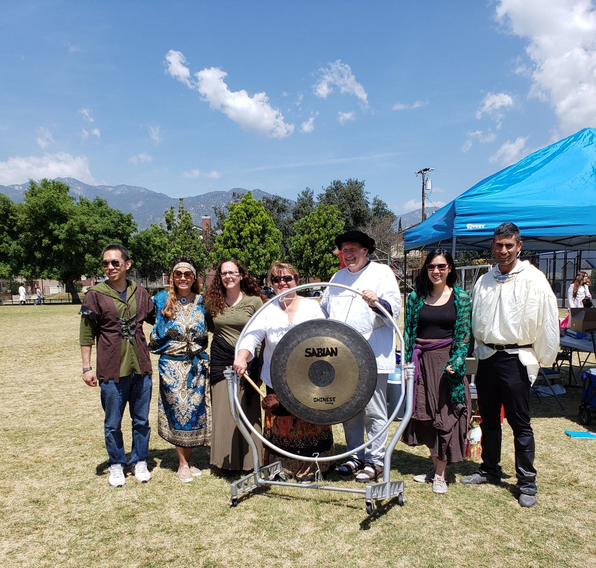 MsMimura's tweet photo. Love my Ss and 7th grade Ts! Our student led #FAmedievalday was a success! How were distant regions in the medieval world π interconnected? So impressed! @ArcadiaUnified @FirstAveMS @firstaveptsa #Eduprotocols #smartstarts Build culture early in the year! #sschat #lovemyschool https://t.co/X33QZPg9co