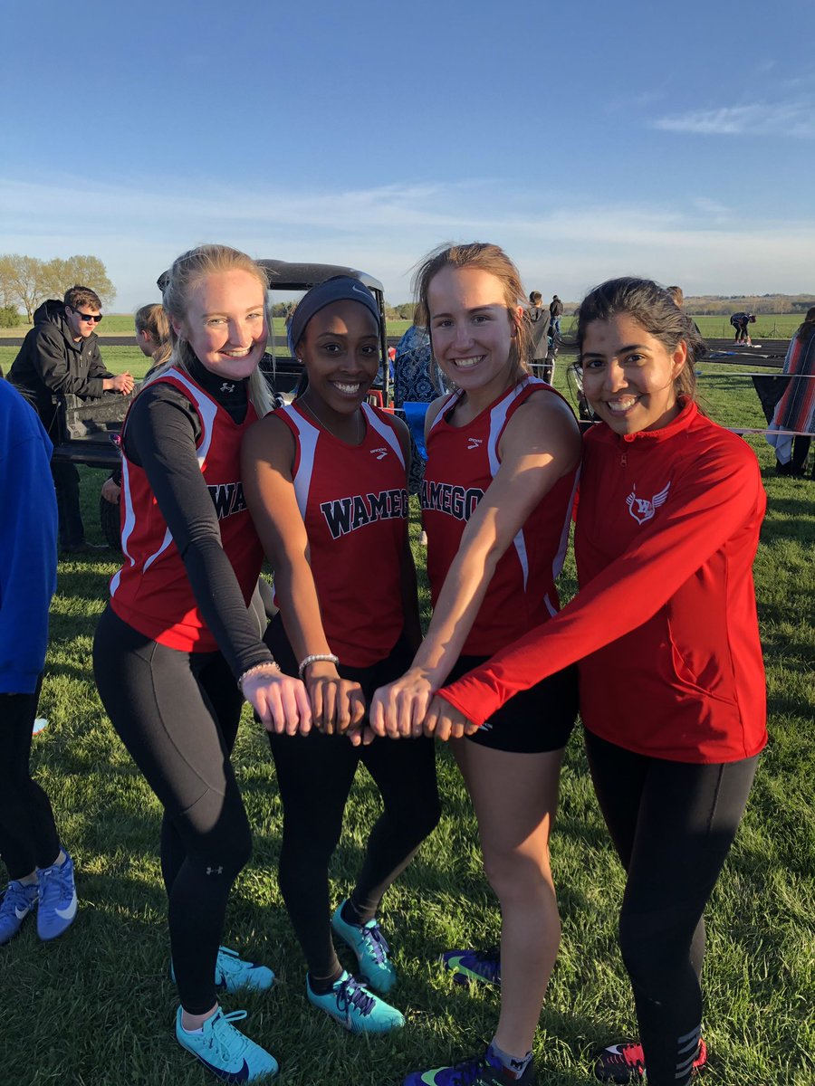 wamegotrack's tweet photo. Girls 4x100 1st https://t.co/QGToh4LXsj