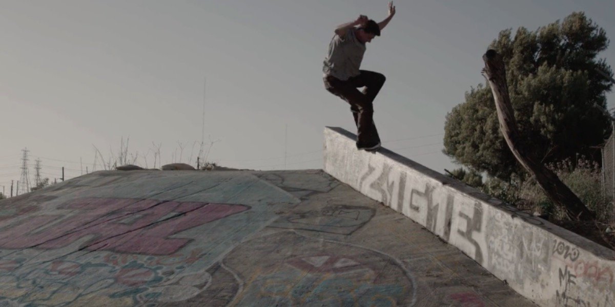 SOVRN's "FLANEURS" features full parts from Ben Campbell and <a href="/justindamer/">Justin Damer</a>. bit.ly/2v2G5GI