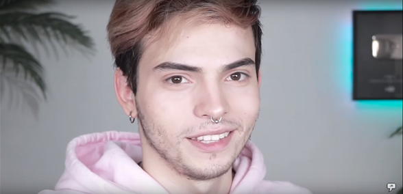 AleFredric's tweet photo. Gracias por siempre hacerme sonreír, y cuando no, iluminar un poco con tu sonrisa mis días grises. Te entiendo y te apoyo totalmente, esperare con ansias tu regreso, mantenos al tanto de como vas, porque a pesar de ser desconocidos, nos importas mucho. Te adoro @joshejroficial❤️ https://t.co/vuUsbl2lk1