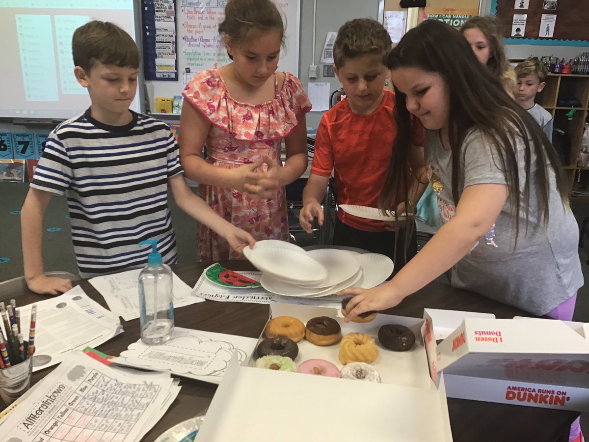 KamiDedrick's tweet photo. Educational fraction egg hunt, birthday donuts, and a prize egg hunt (whole class behavior reward...thank you volunteers) made for a great day before Spring Break. #momentsofawe #weareinthistogether #CBSeastars #readytorelax https://t.co/cPZi39WZsB