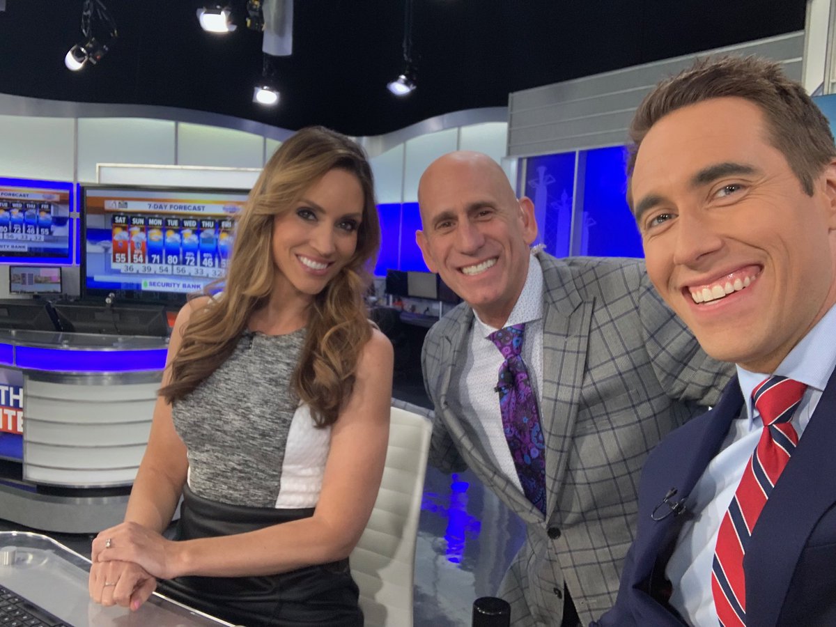 glezak's tweet photo. This is so difficult, as this is the last show I will be sharing the news desk with this talented couple.  Today is ⁦@MikeMarusarz⁩ and ⁦@RhiannonAlly⁩ last day.  I wish them luck and good fortune on their journey! https://t.co/UP12MCnDCw