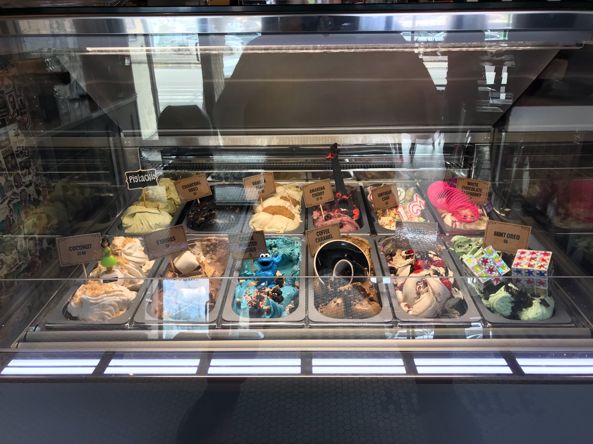 fabioviviani's tweet image. New @BomboBar is opening up on 4/15 in Old Town CHICAGO !! 🍩🔥
⠀⠀⠀⠀⠀⠀⠀⠀⠀
1529 North Wells Street in Old Town Chicago...don’t miss out !!! 😎
⠀⠀⠀⠀⠀⠀⠀⠀⠀
#BomboBar #DonutLife #OldTownChicago #AnotherOne #BOOM