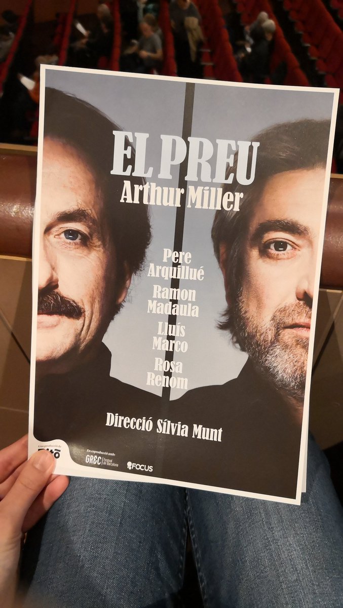 Sorirc's tweet photo. Extraordinari 💟 @OlotCultura #ElPreu #TeatrePrincipal 🔝🔝🔝🔝 I quin gran repartiment 🌟#PereArquillué #RamonMadaula #LluisMarco #RosaRenom 🤩 https://t.co/ZYUowfmKGr