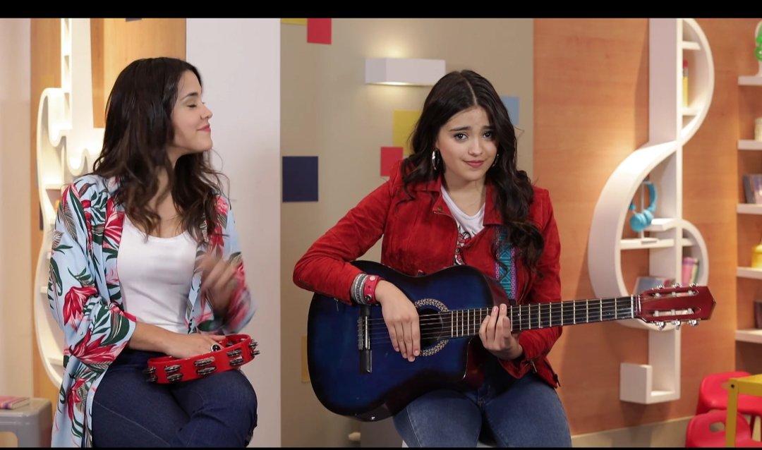 OrneHoyer's tweet photo. Hoy invitada de #Stefi @CeleSanazi en los #TutorialesMusicales de #Stefi
Nos visita #Kally @maiareficco
No te lo pierdas hoy los #TutorialesMusicales hoy al termino de #KallysMashup2
Solo por #NickPlay
Hoy con #Kally https://t.co/MYqfyT5X0l