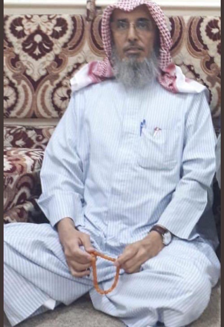 saddahalotaibi's tweet photo. #خالد_نقا_العازمي
:
قضى ١٩ عام بالسجن والآن تنازل ذوي الدم بمبلغ دية ١٠ ملايين دينار كويتي .
:
المبلغ ضخم جدا وأهل الاحسان قادرة بعون الله على سداده .
ليس فقط من ابناء العوازم الكرام بل من كل مقتدر يستطيع المشاركة جزاه الله خير . https://t.co/yKKLegvOmz