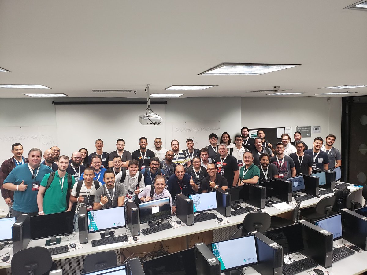 vinijmoura's tweet photo. Great @AzureDevOps workshop on #MVPConf with @cdssoftware 60 people using #AzureBoards #AzurePipelines #AzureRepo /cc @martinwoodward @anishapindoria @tfsbuck #pin https://t.co/5TxE2WZxY9