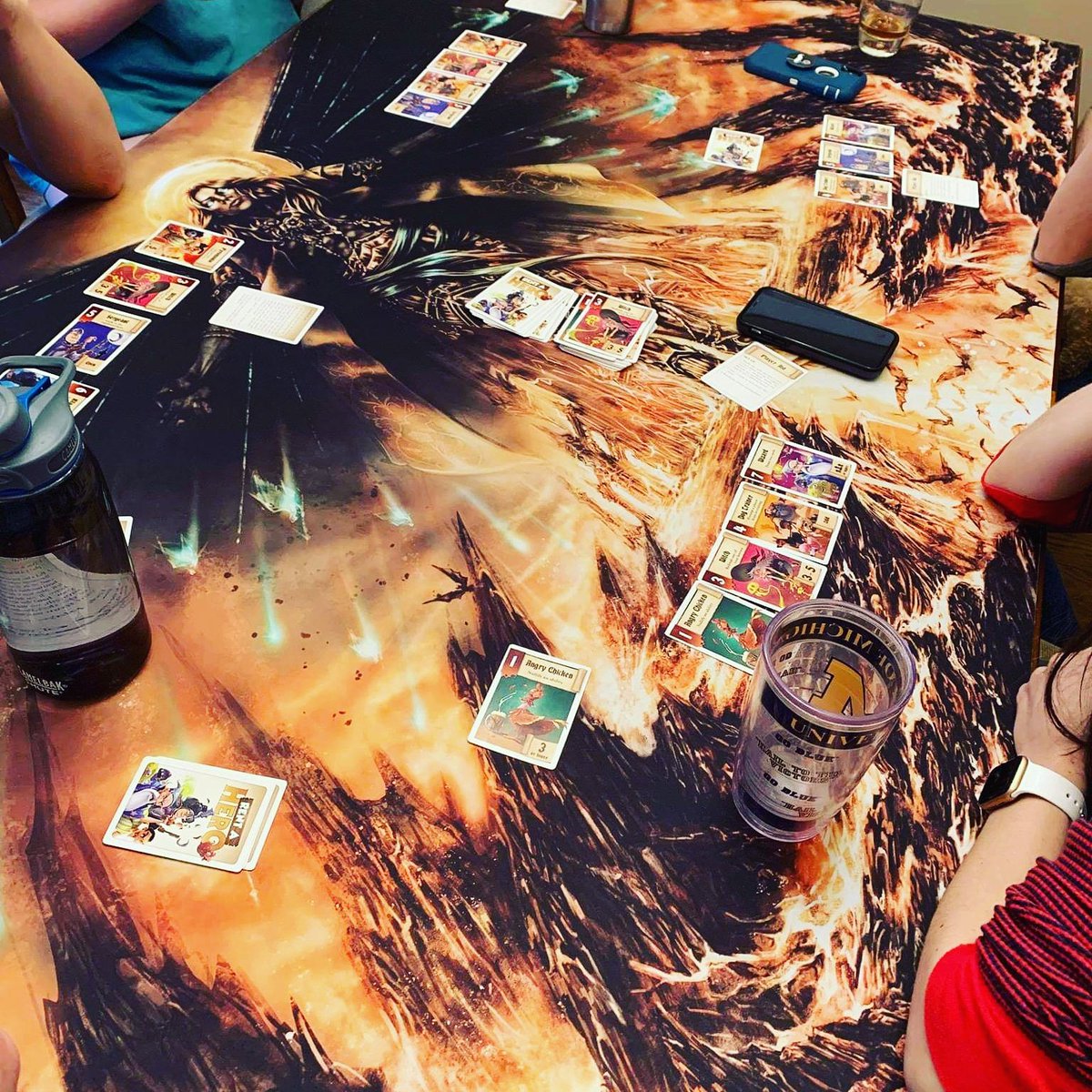 KateBoardGamer's tweet photo. What are you all playing this weekend?
We are celebrating our Kickstarter!
Get your own custom mat now ⤵️⤵️
https://t.co/G3b3EhLUjl

#Tabletop #boardgames #gamergirl https://t.co/v4eV6D8W8A