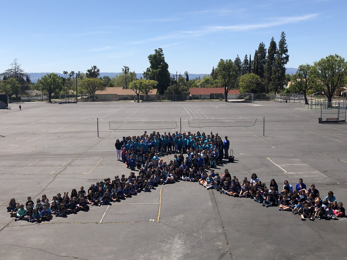 @ScottAtLAUSD Students and staff at Germain Elementary wore blue to support their classmates and community for autism awareness! Our ribbon represents ALL our unique students on our campus! #lausd #inclusion #mightymustangs #PublicSchoolStrong #AutismAwarenessMonth