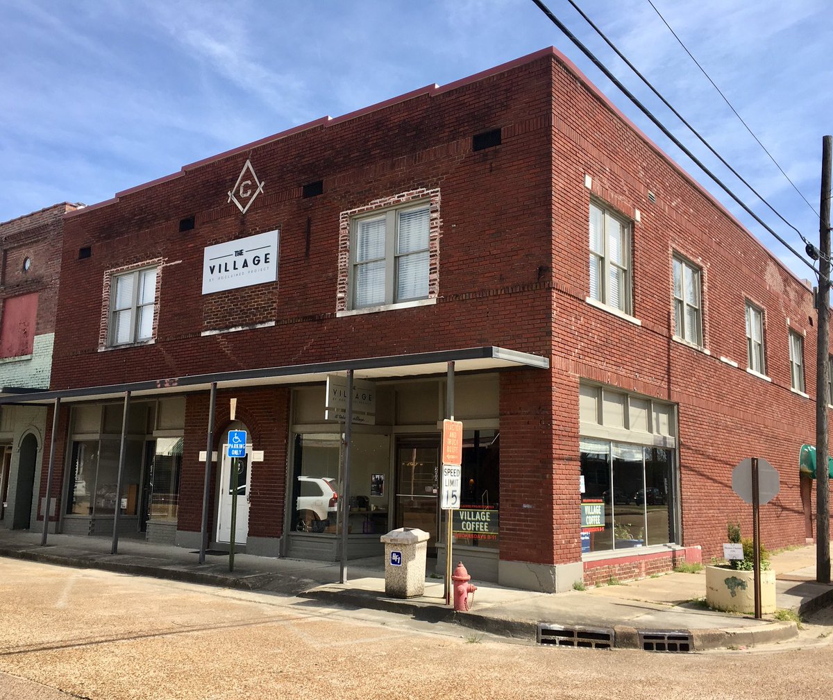 TEACHERS NEEDED!! If you or someone you know is interested in working with Quitman County and Reclaimed Project, please go fill out the interest form linked in our bio!
reclaimedproject.wufoo.com/forms/zecmeyu1…